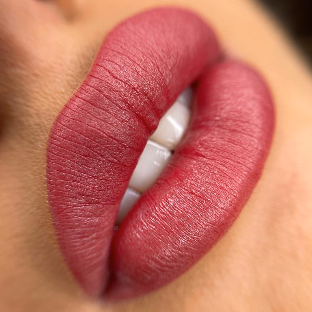Is there a downside to lip blushing?
