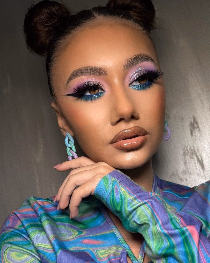 Why was 80s makeup so bold?