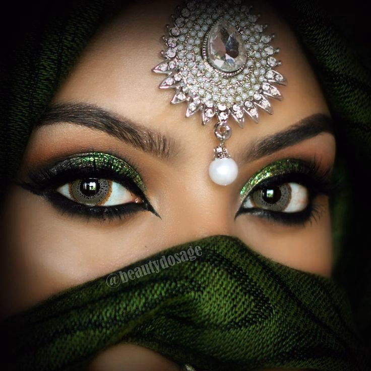 ¿Qué es el maquillaje tradicional árabe?