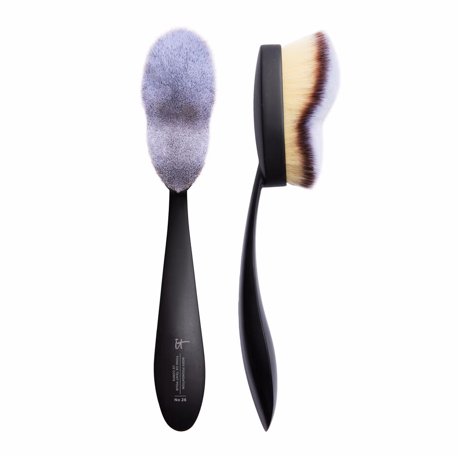 Is there a foundation brush?