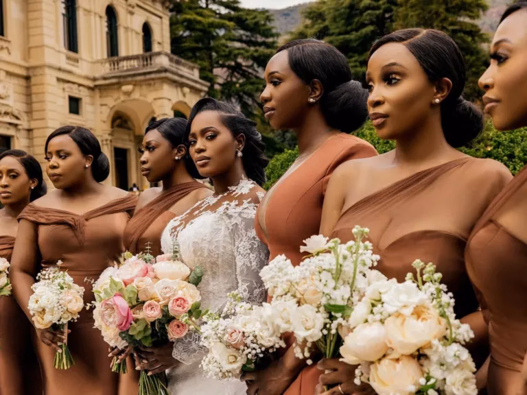 What kind of makeup should a bridesmaid wear?
