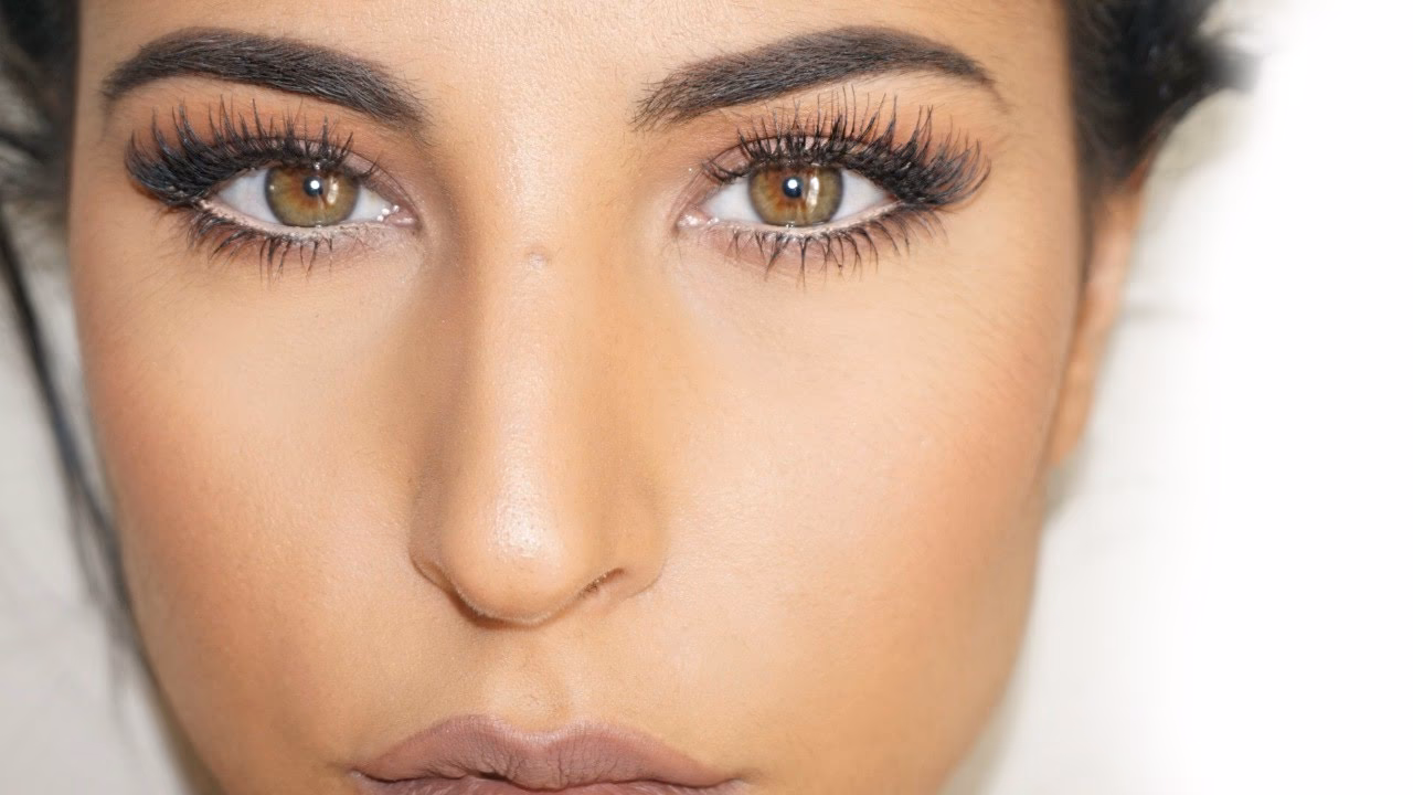 ¿Quién puede llevar un lápiz labial marrón?