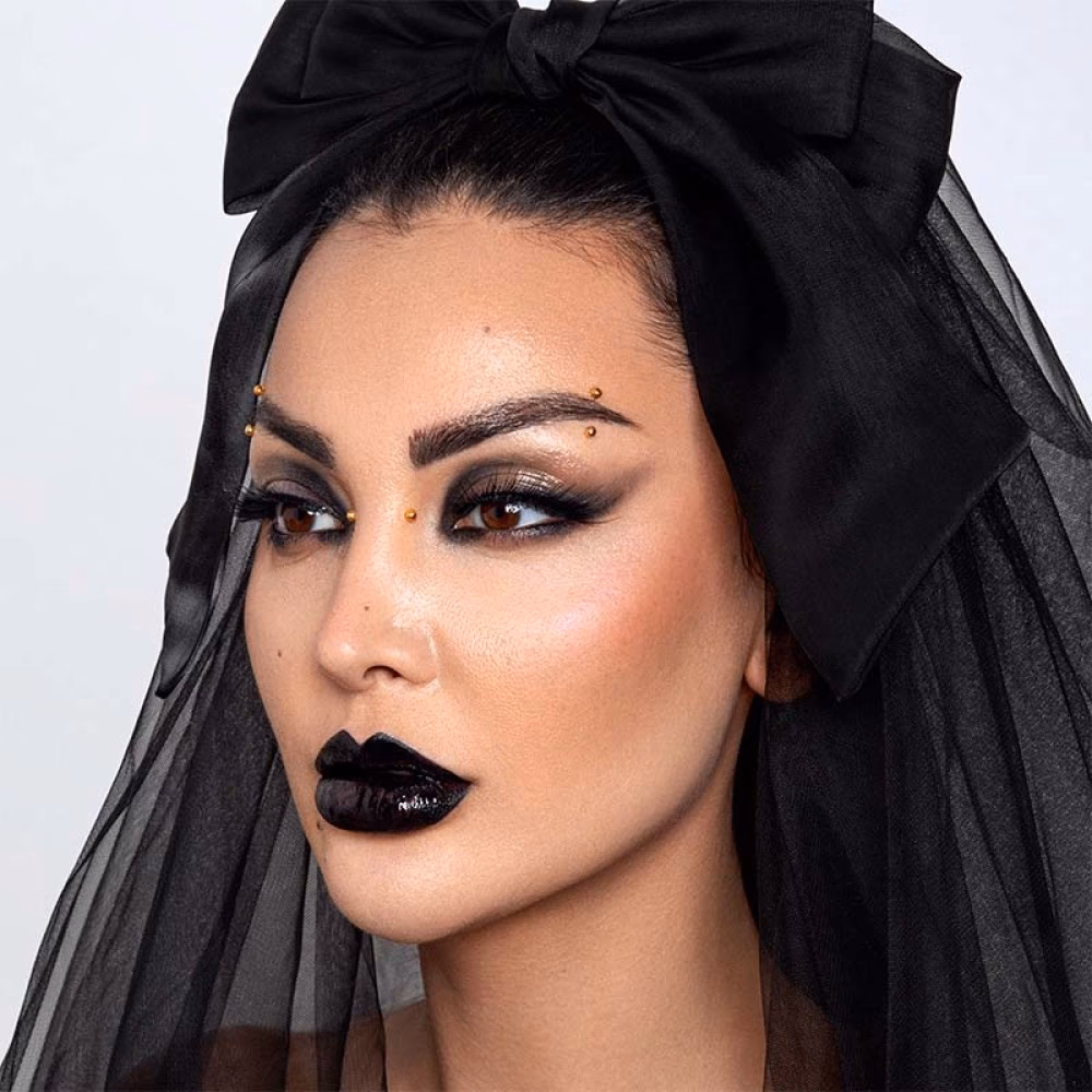 What is the cost of makeup tutorial?