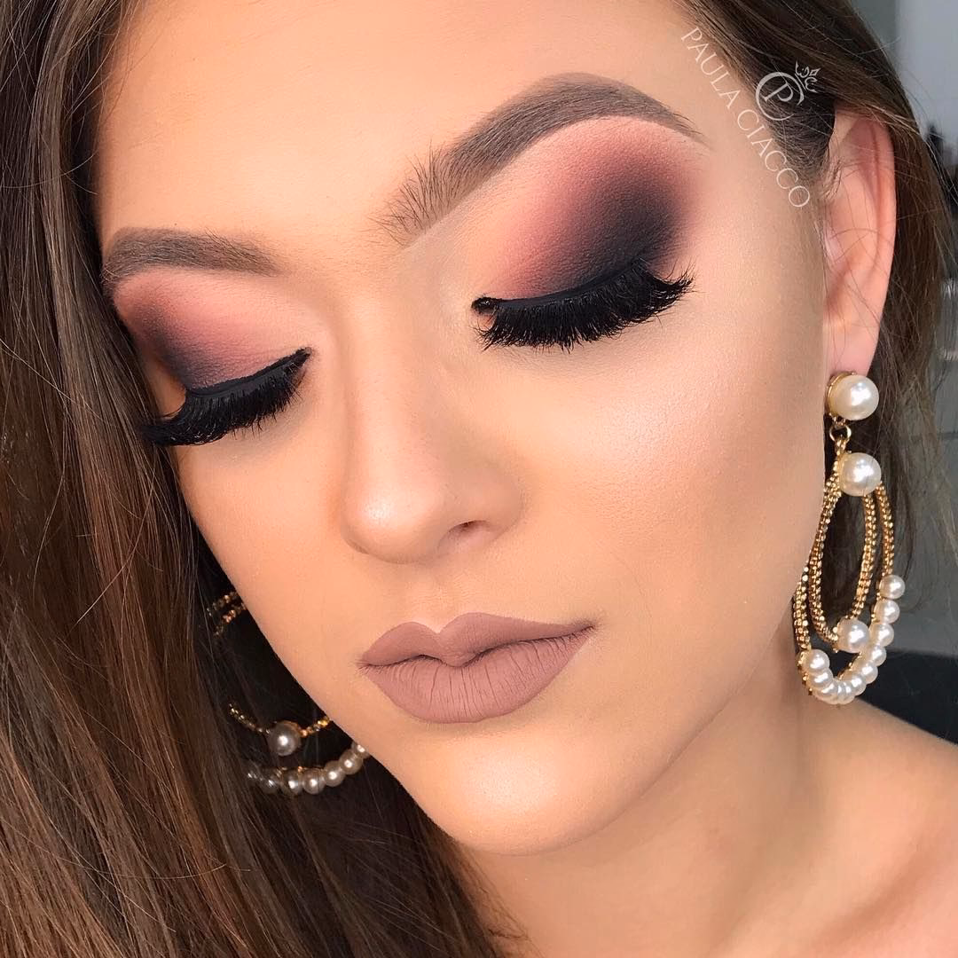 ¿Qué es esfumar en el maquillaje?