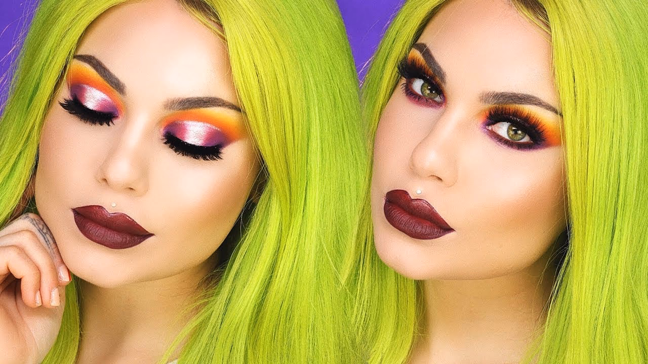 What color makes green hair pop?