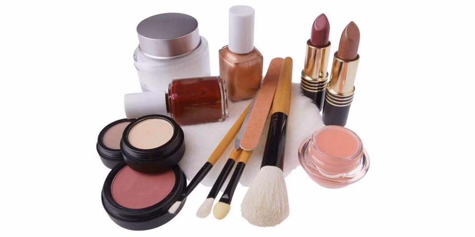 Is Elf a clean makeup brand?