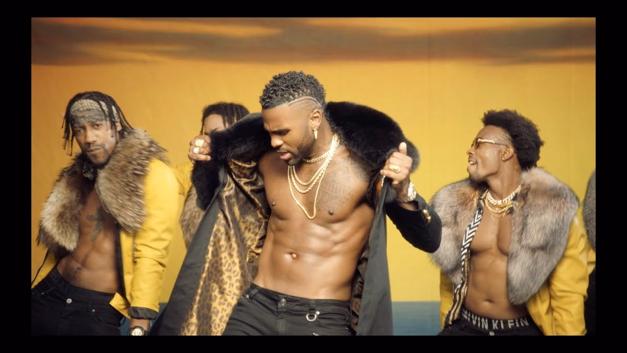 When did Jason Derulo break his neck?