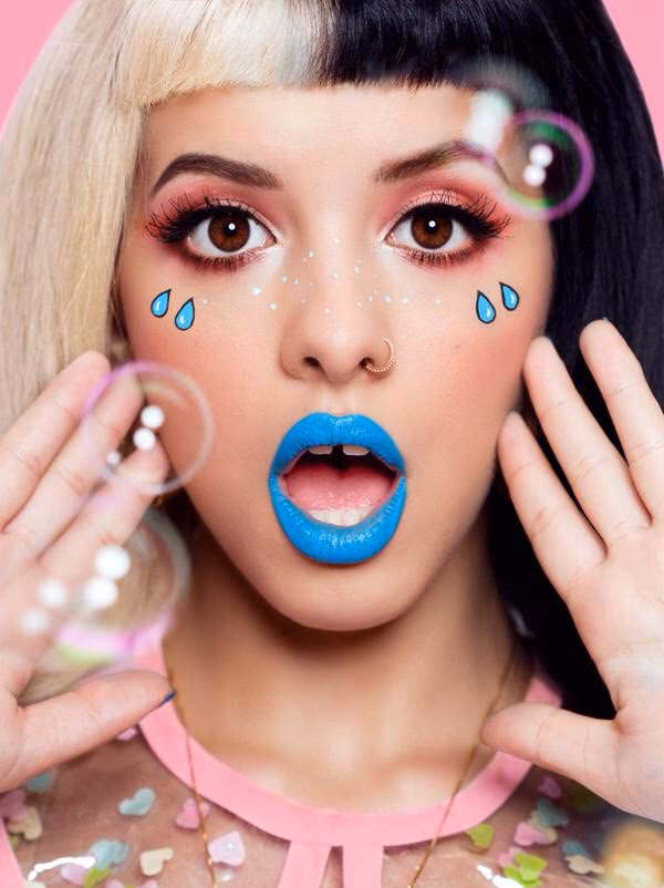 ¿Cuánto cuesta contratar a Melanie Martinez?