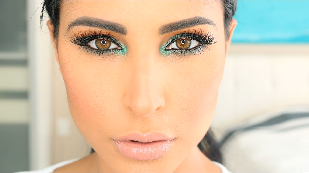 ¿Qué color hace que los ojos verdes resalten?