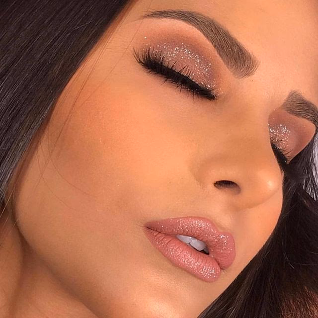 Qual maquiagem usar em casamento de dia?