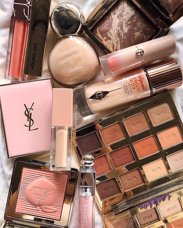 Which type of makeup is trending now?