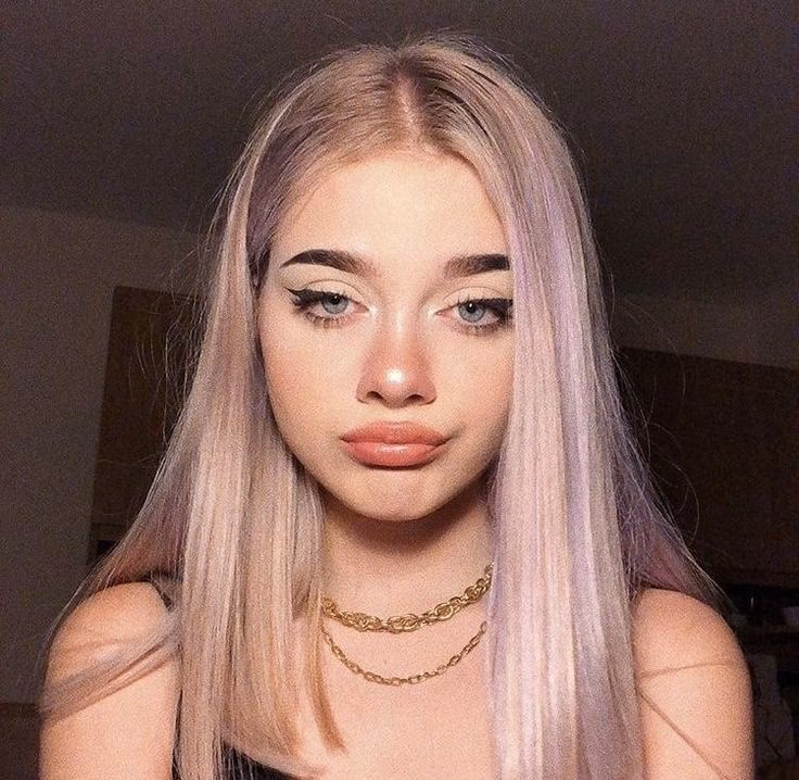 Are there makeup artists at the Olympics?