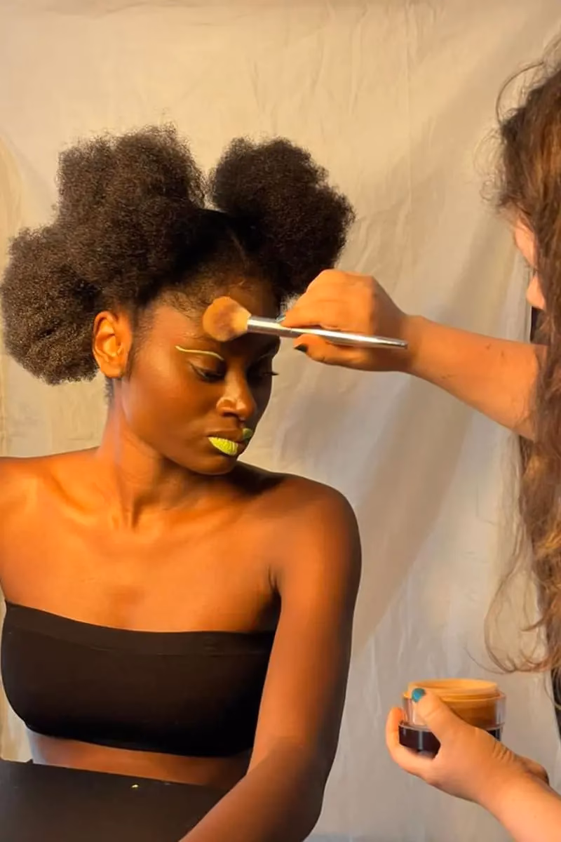 How to become a makeup artist in the UK?