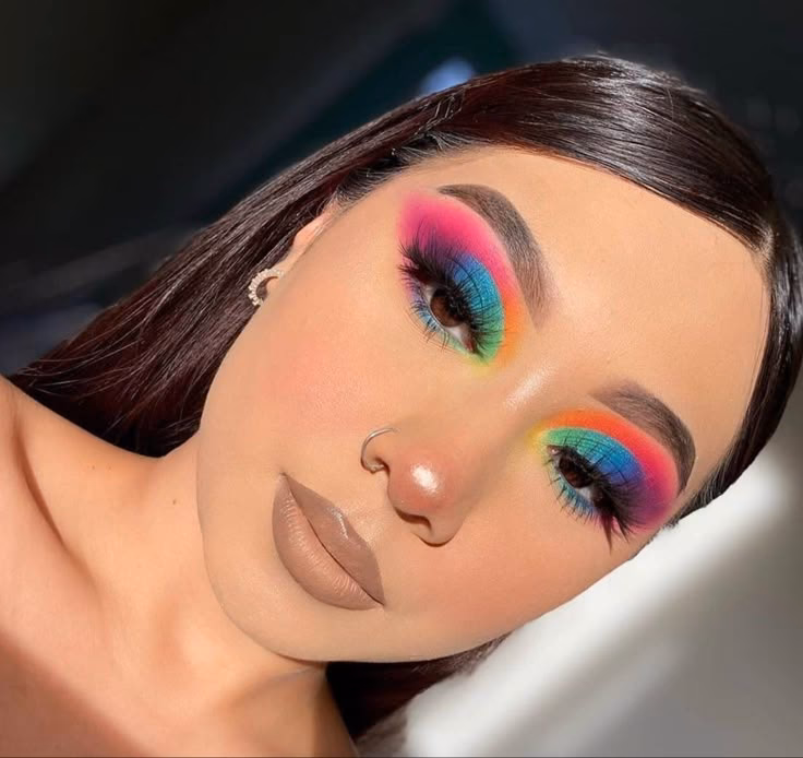 ¿Qué colores de sombras de ojos combinan bien juntos?