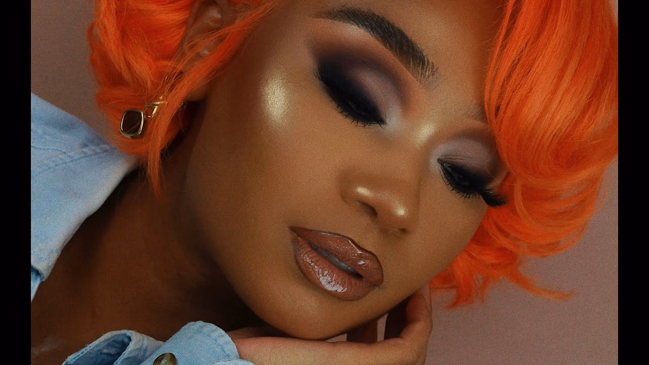 What color eyeshadow is best for ginger hair?