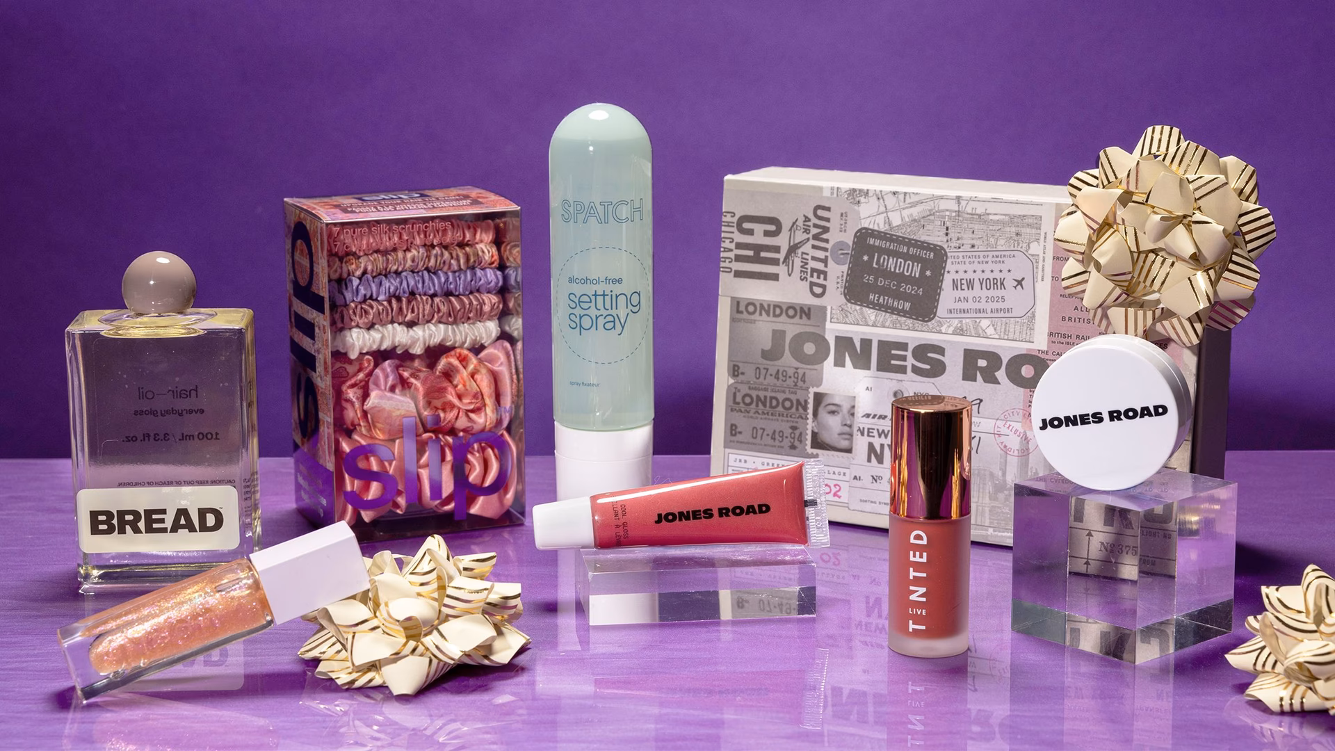 What to put in women's stocking?