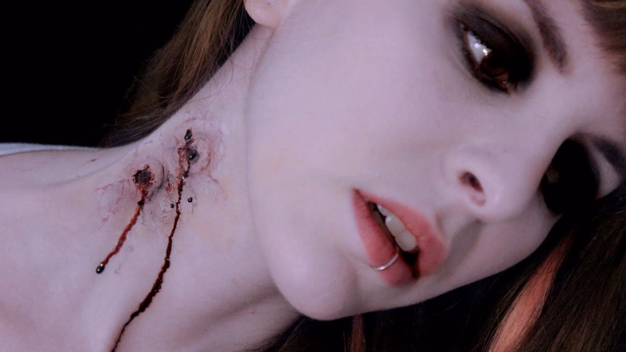 ¿Cómo hacer un mordisco en el cuello?