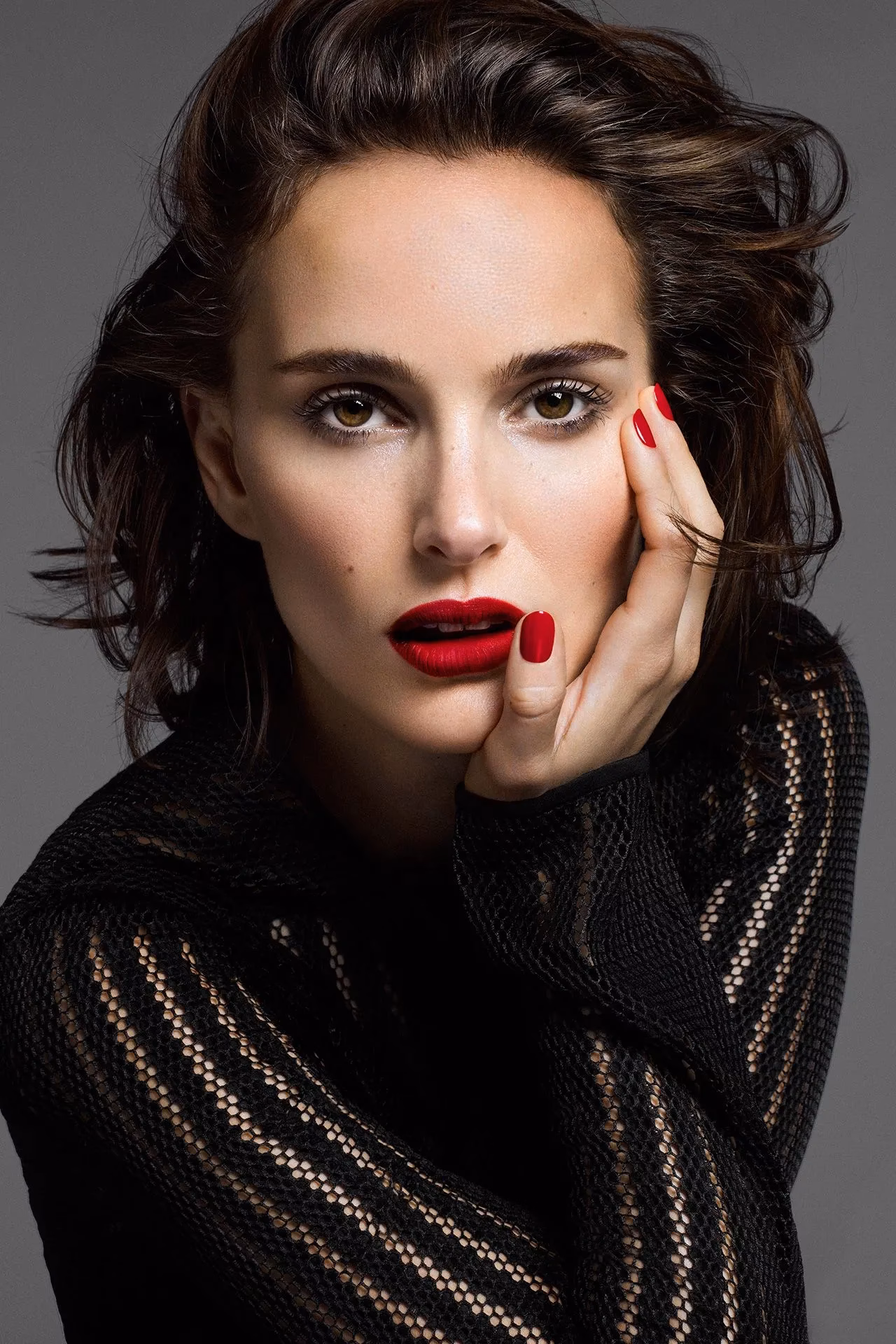 What makeup does Natalie Portman use?