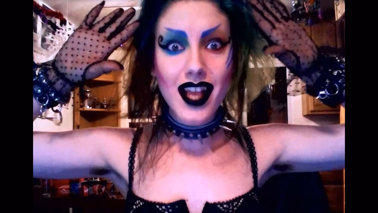 How rich is Nina Hagen?