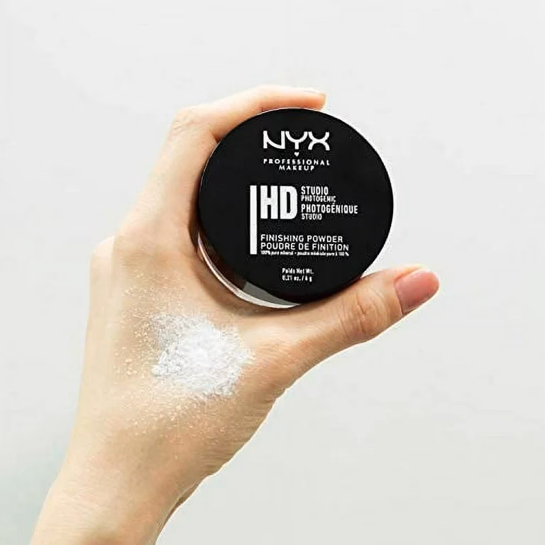 How do you use HD finishing powder?