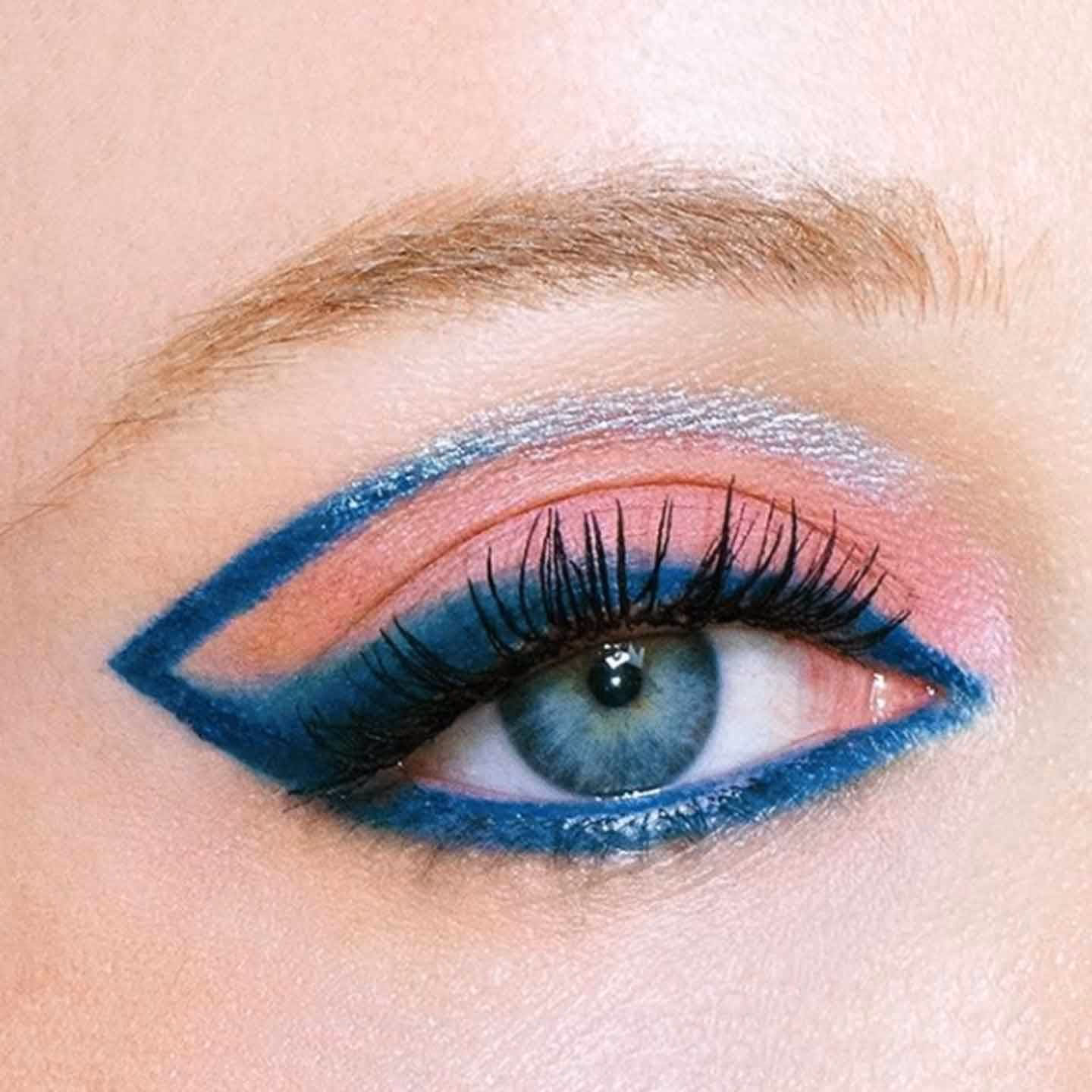 ¿Cómo eliminar la hinchazón de los ojos con maquillaje?