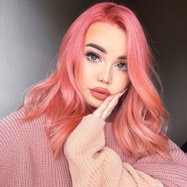 What skin tone does pastel pink hair look good on?