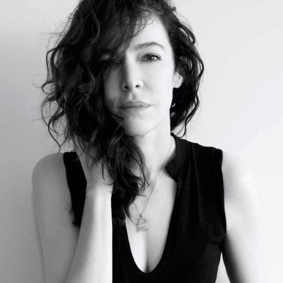 Who is Kourtney Kardashian makeup artist?