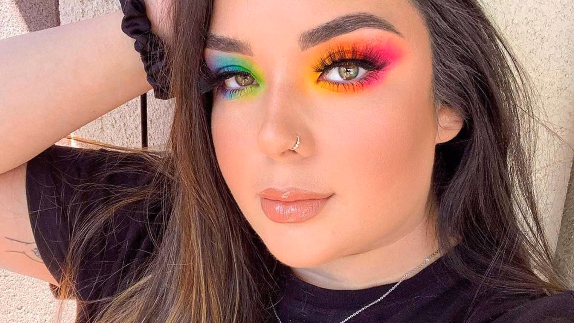 How do you make rainbow eyes?