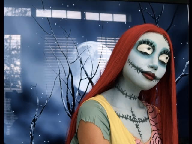 What color face paint for Sally?