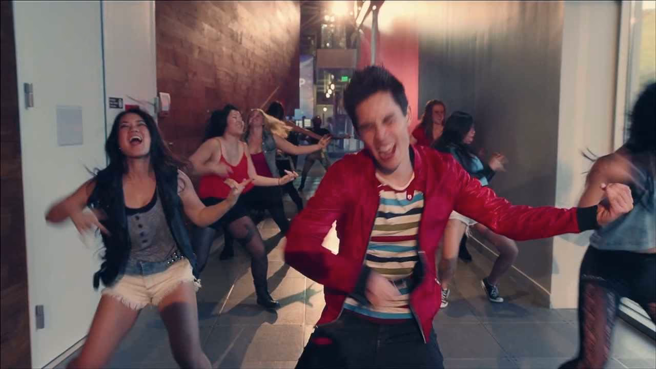 What is Sam Tsui's gender?