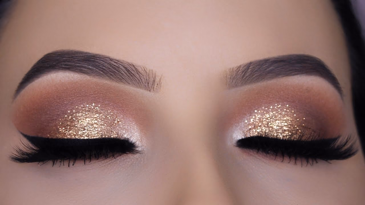 What's the difference between shimmer and sparkle?
