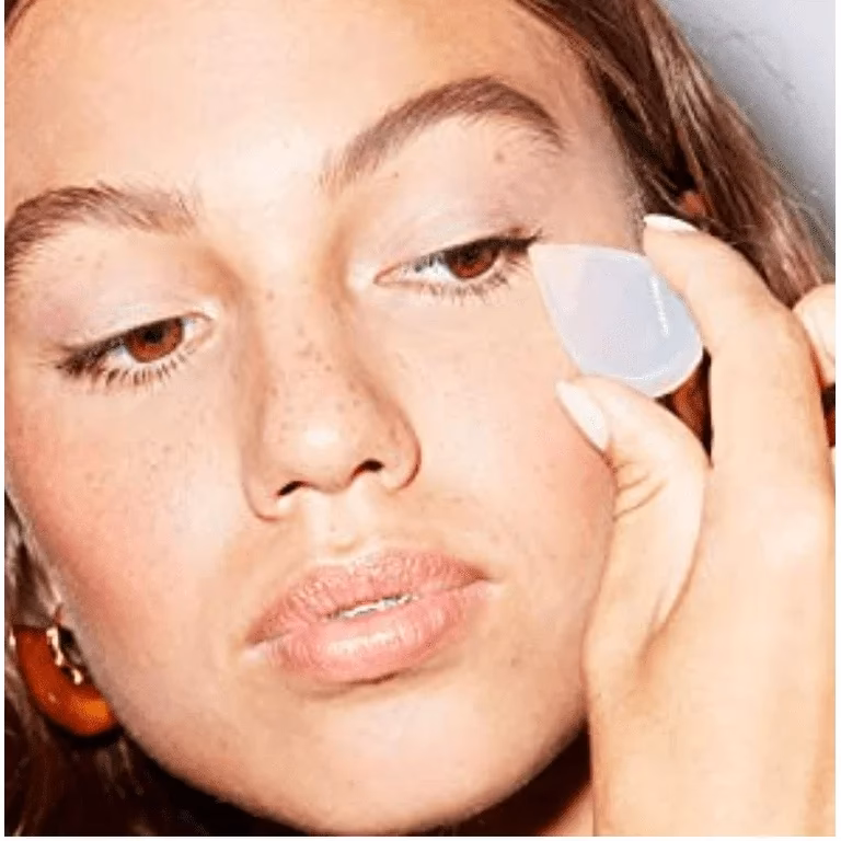 What foundations are silicone-based?