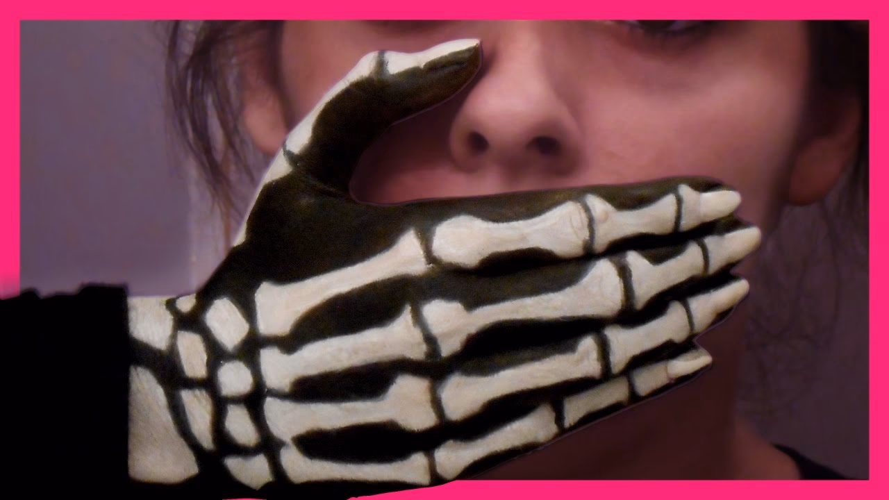 How to make hands look older with makeup?