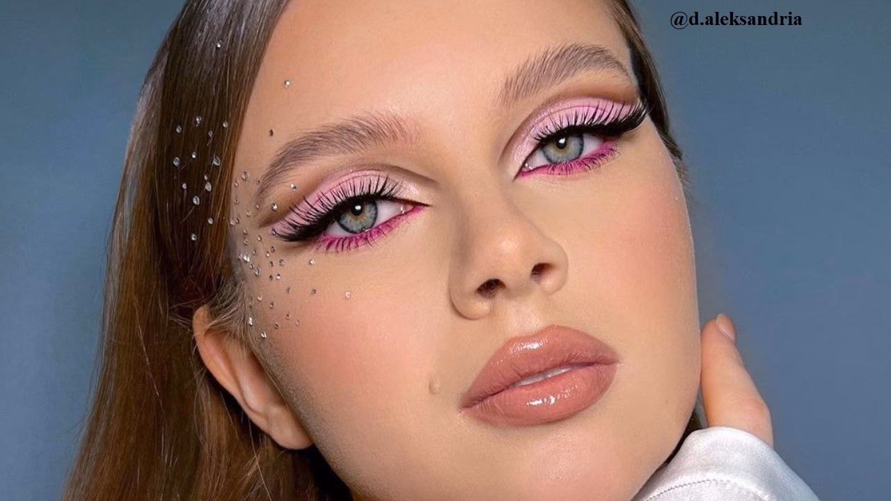 Who is the owner of Slay Ready cosmetics?