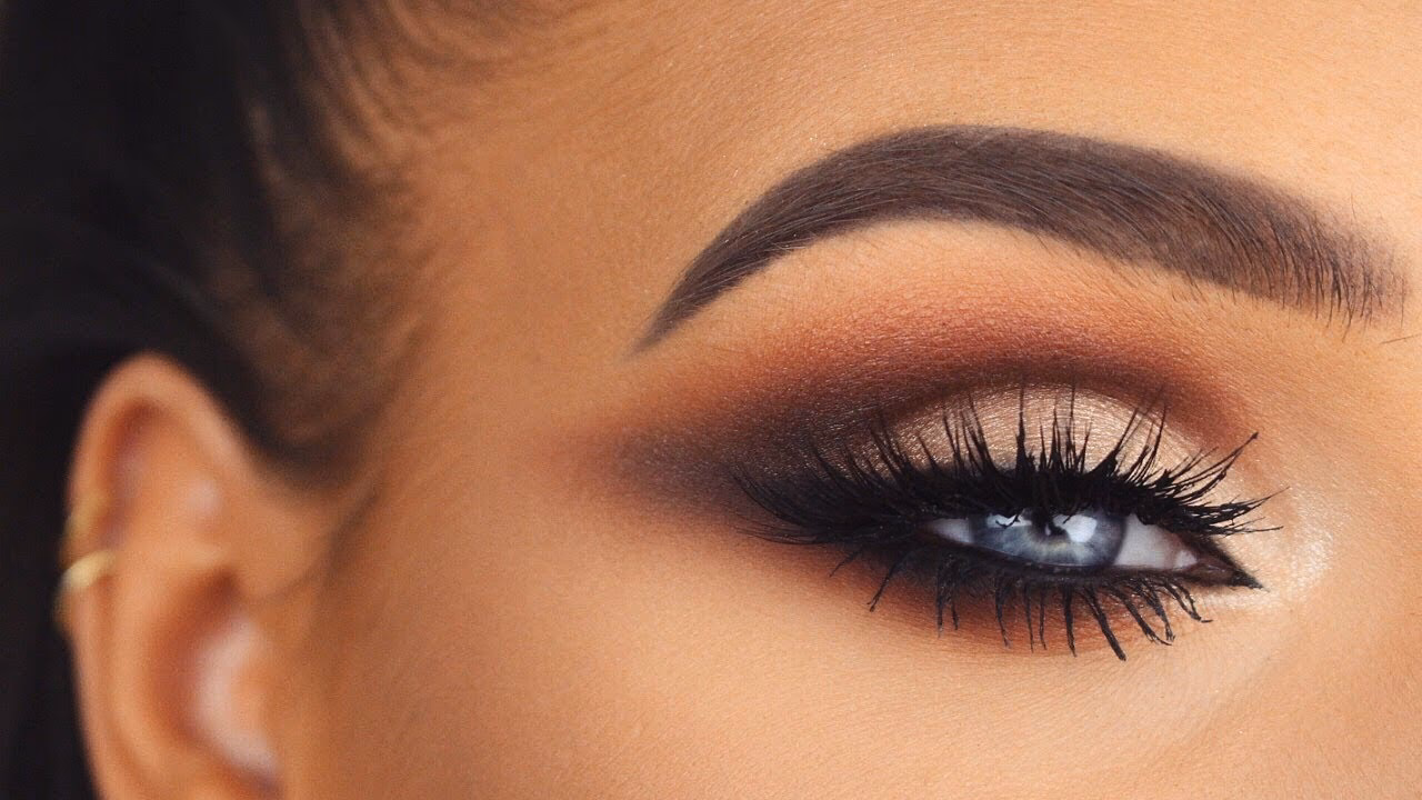 Is cat eye makeup good for hooded eyes?