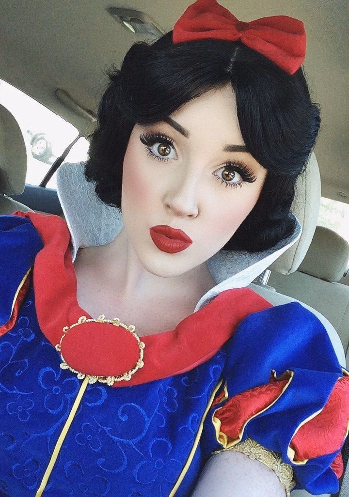 Why are Sleeping Beauty and Snow White the same?