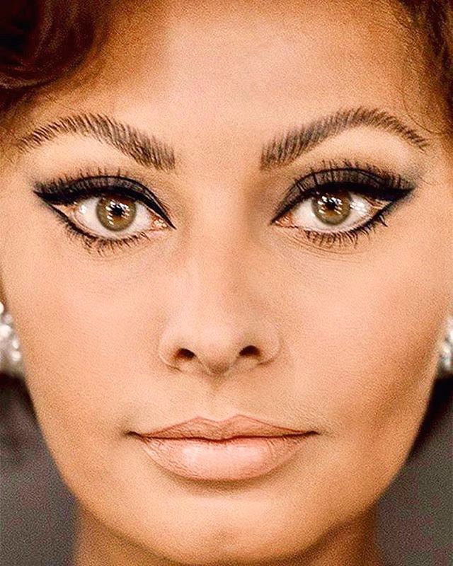 What did Sophia Loren use on her face?