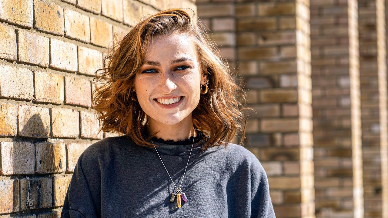 How old is Sophie from Glow Up?