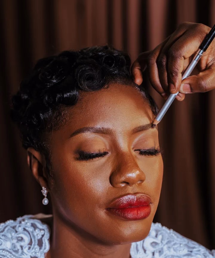 How much do makeup artists make in Sydney?