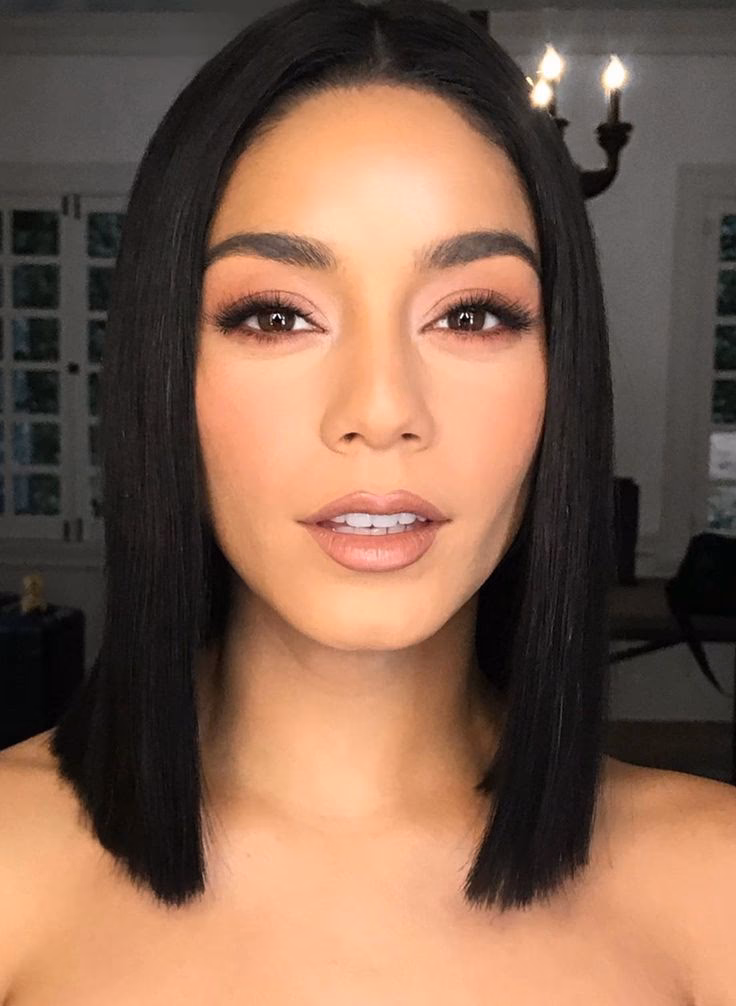 What is the ethnicity of Vanessa Hudgens?