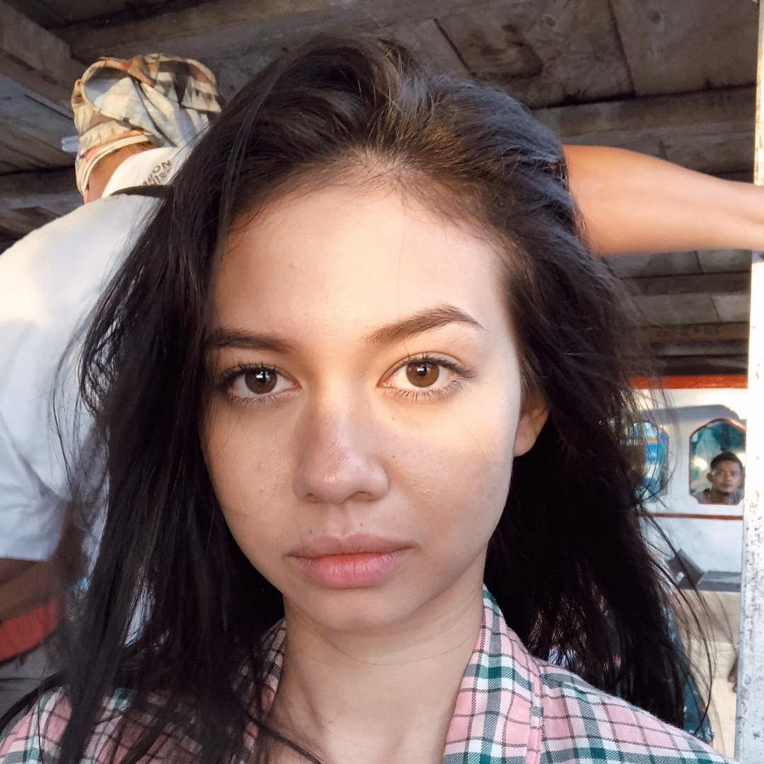 Bagaimana cara agar wajah terlihat cantik?