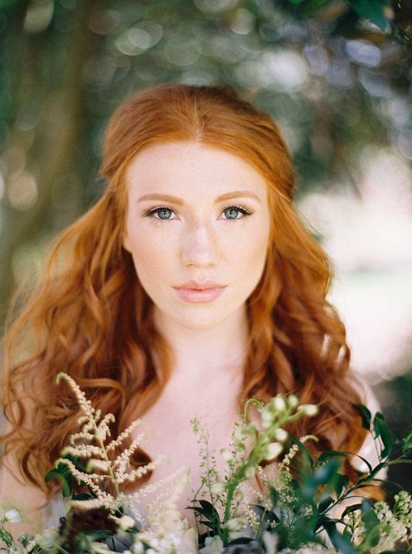What is the most flattering color for redheads?