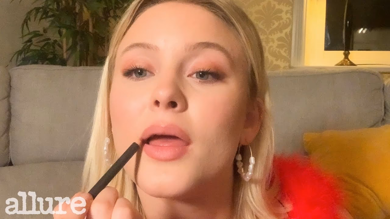 How much does it cost to hire Zara Larsson?